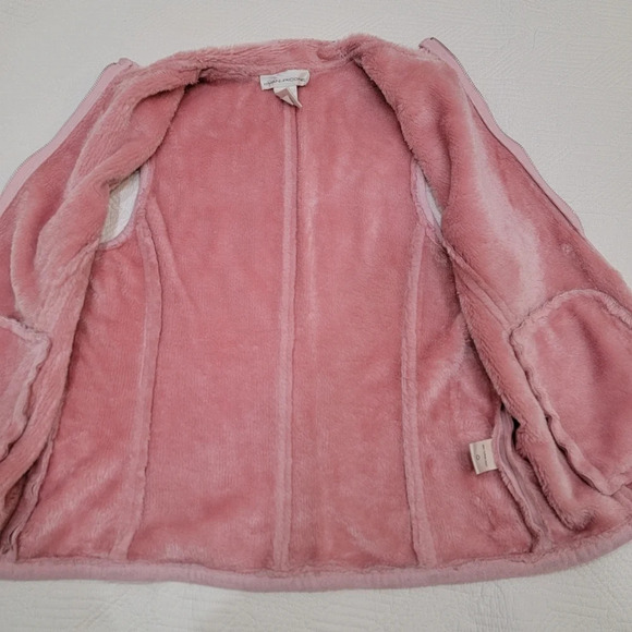 Evan Picone pink soft faux fur zip up vest w/pockets. - Picture 10 of 15